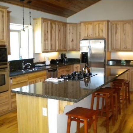 1637 Black Bart Luxury Home-5 Bedroom House South Lake Tahoe Exterior photo